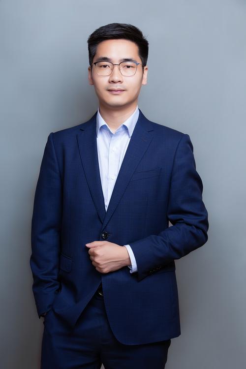 宋淑明 视觉与舞美负责人